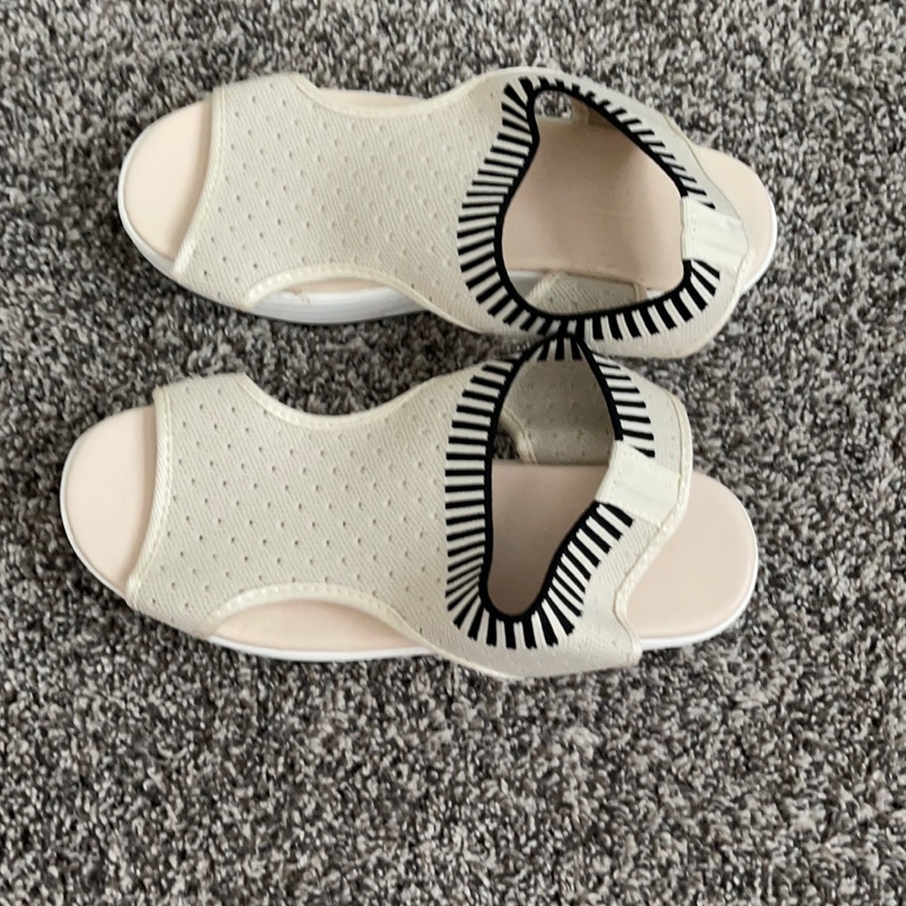 super cute sandals